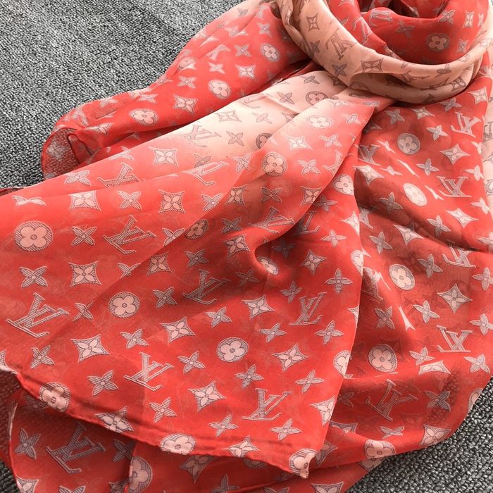 Louis Vuitton Scarf LVS00166